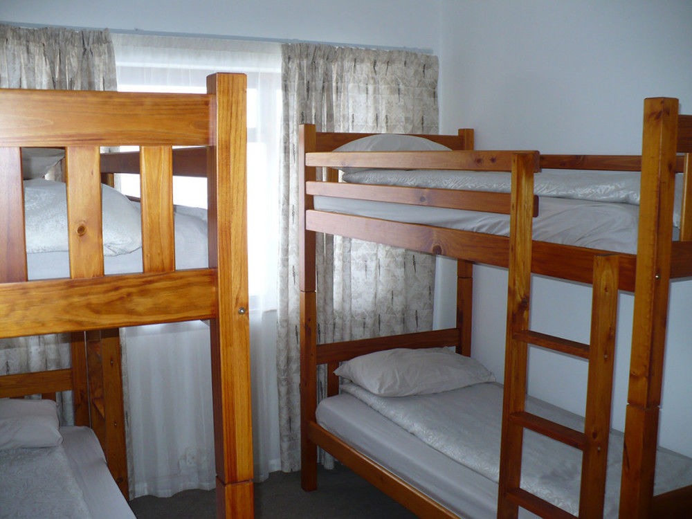Backpacker Apartments Plettenberg Bay Exterior foto