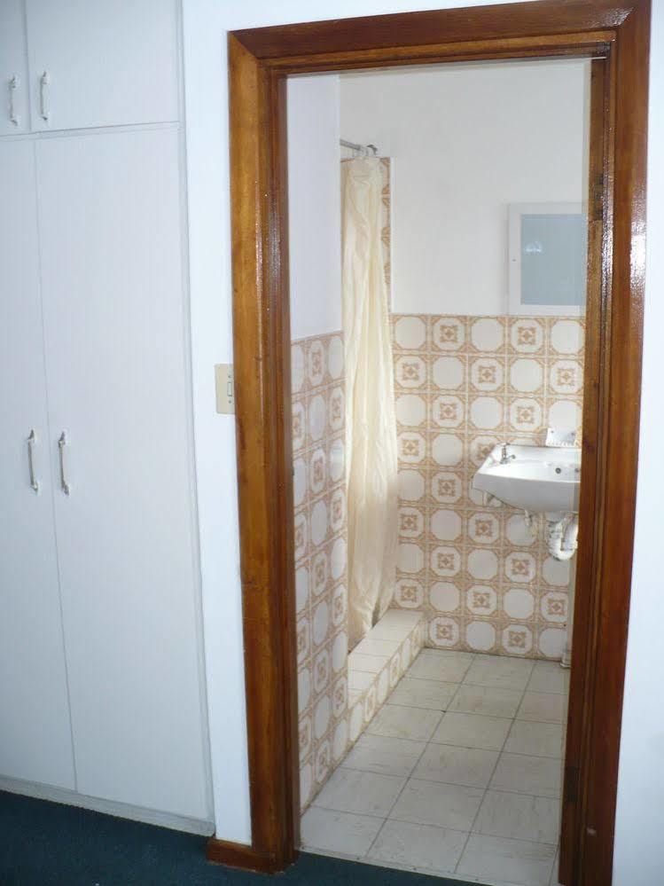 Backpacker Apartments Plettenberg Bay Exterior foto
