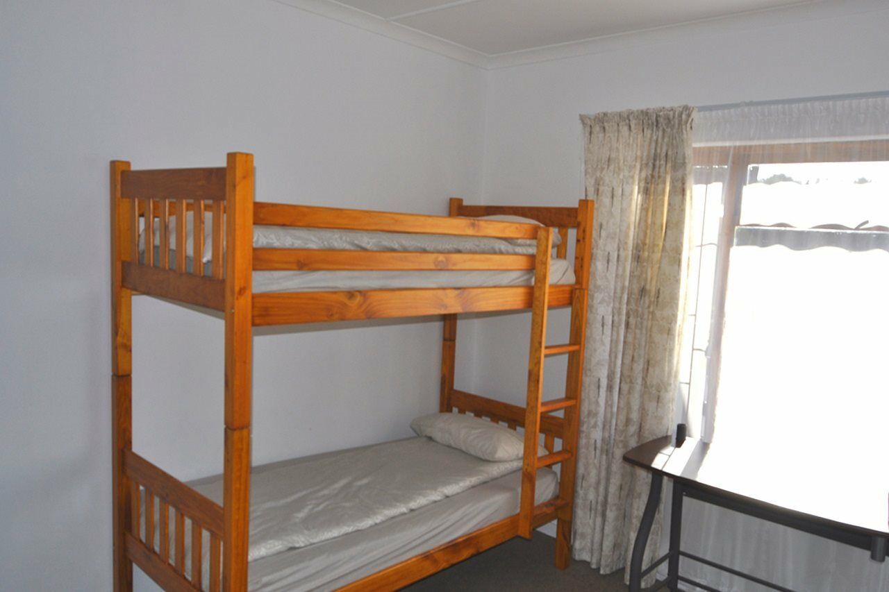 Backpacker Apartments Plettenberg Bay Exterior foto
