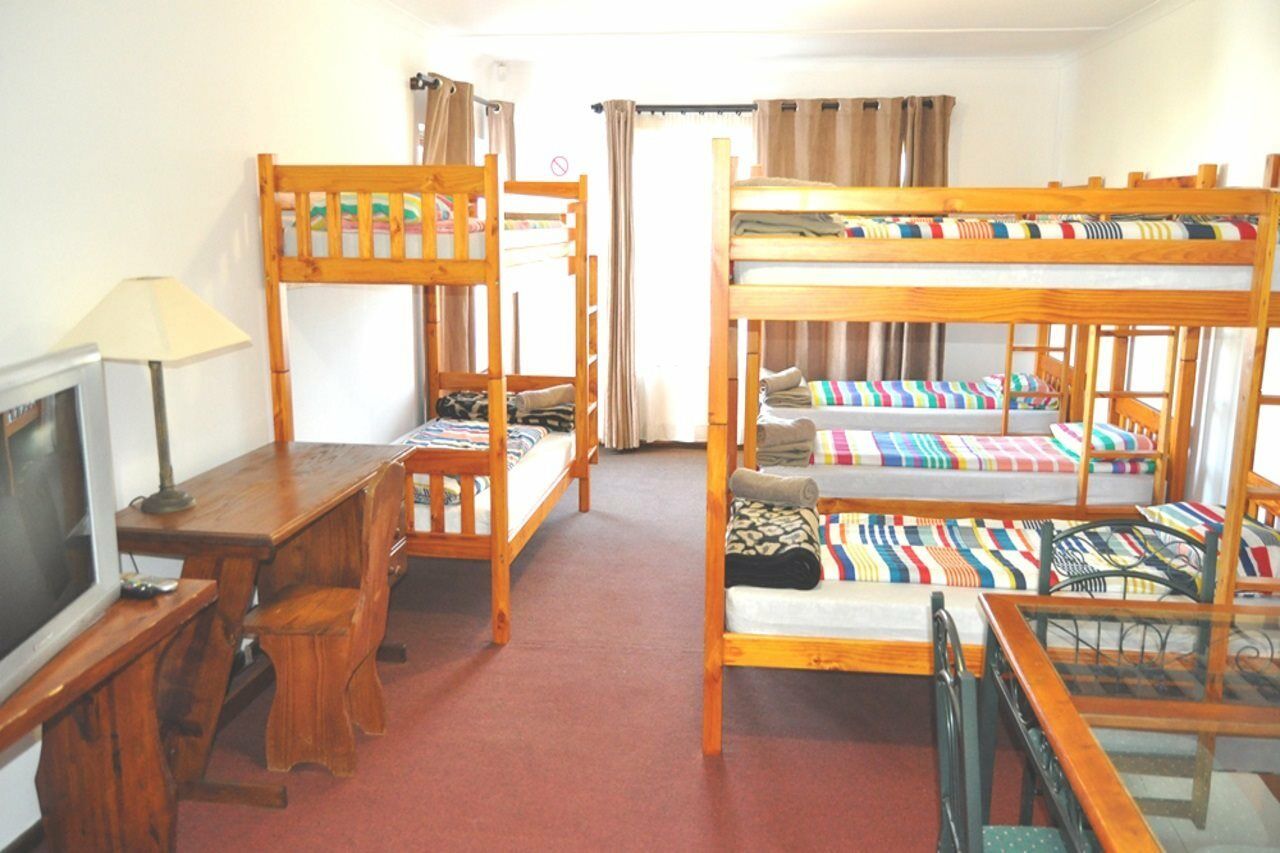 Backpacker Apartments Plettenberg Bay Exterior foto