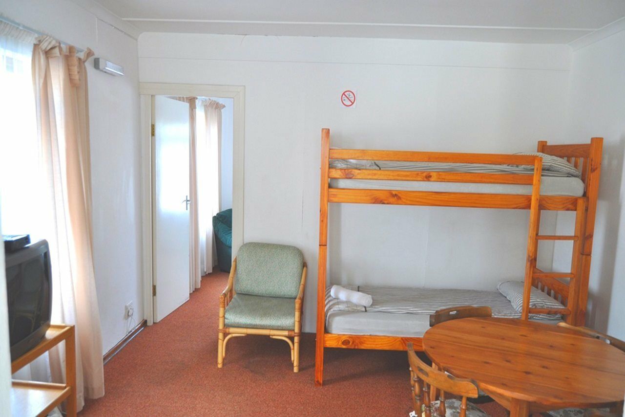 Backpacker Apartments Plettenberg Bay Exterior foto